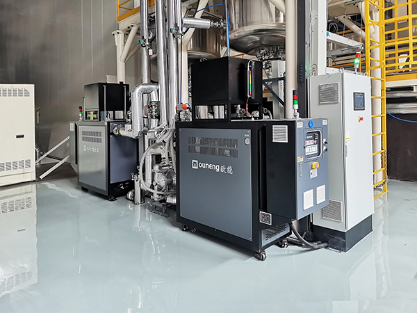 鋰電油溫機(jī)如何精準(zhǔn)控溫？提升鋰電產(chǎn)品合格率