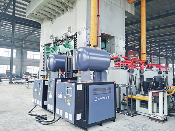 模具溫度不均勻？SMC模具加溫模溫機幫你搞定