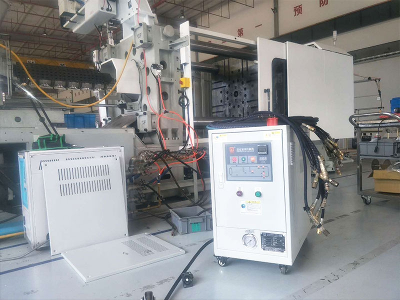 注塑<a href='http://www.eternwin.com/product/biaozhunshuiwenji.html' class='body-link'>水溫機</a>