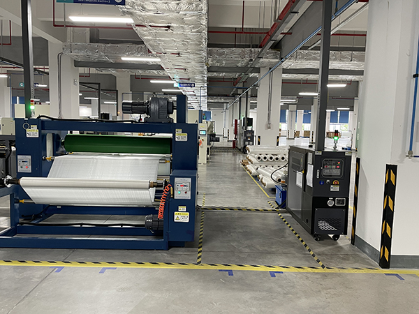 覆膜專用<a href='http://www.eternwin.com/p_mowenji.html' class='body-link'>模溫機</a>