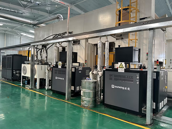 高溫壓板油溫機(jī)